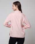 Details Small Checkers Kemeja Wanita