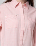 Details Small Checkers Kemeja Wanita