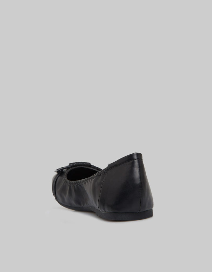 Peter Keiza Square Toe Flatshoes