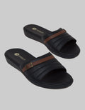 Triset Sandal Flat Buckle Design