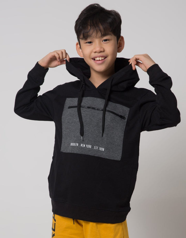 Nevada Sweater Hoodie Big Pocket