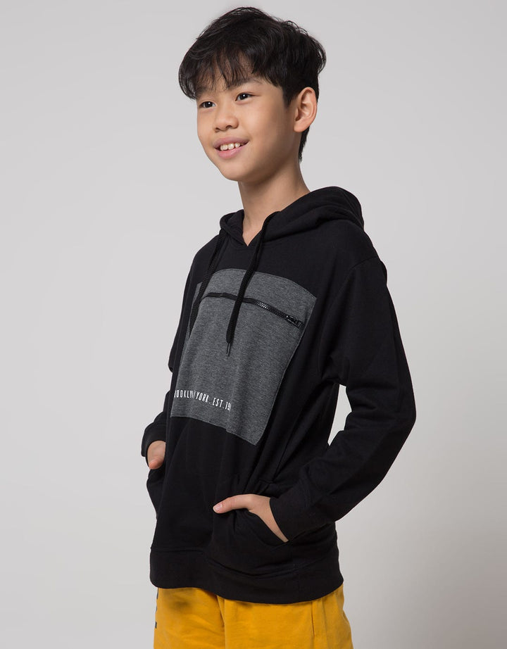 Nevada Sweater Hoodie Big Pocket