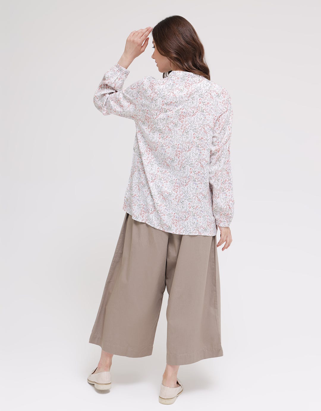 Triset Ladies Abstract Leaf Blouse for Women