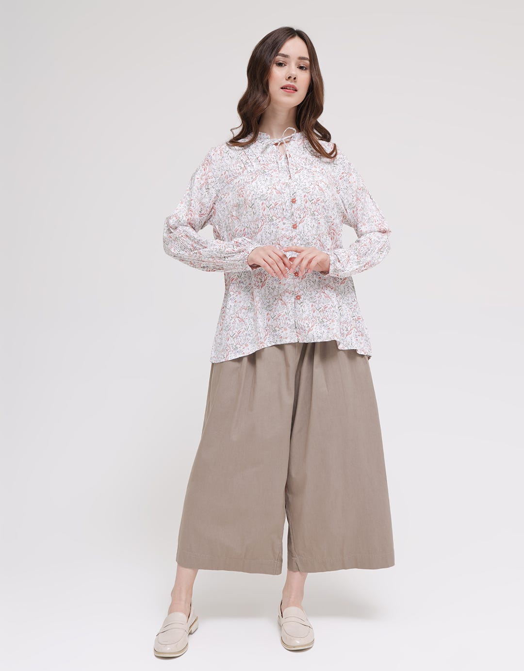 Triset Ladies Abstract Leaf Blouse for Women