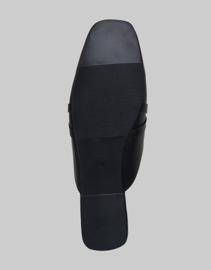 Details T-Bar Sandals Women