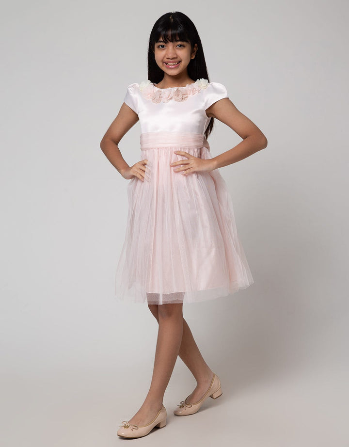 Sweet Miss Midi Dress Bunga Leher Belakang Big Bow