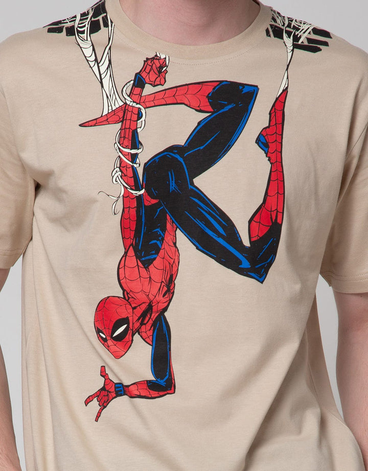Marvel Spiderman Upside Down Kaos Pria