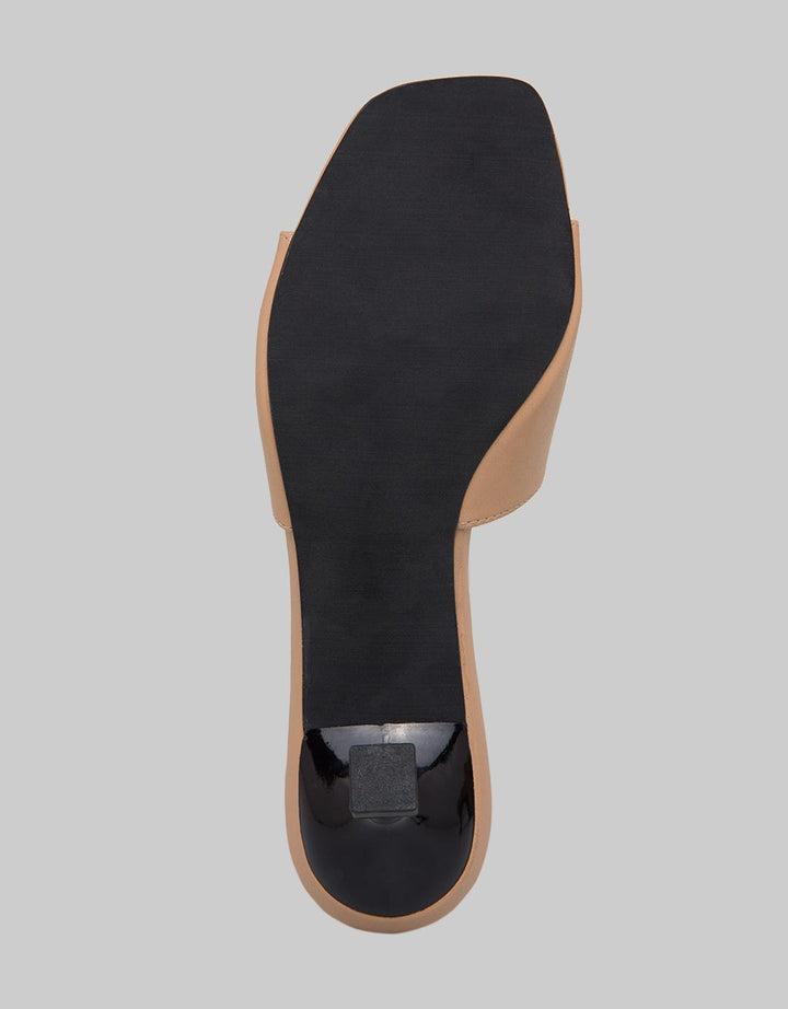 Yongki Komaladi Wekkend Big Strap Sandal