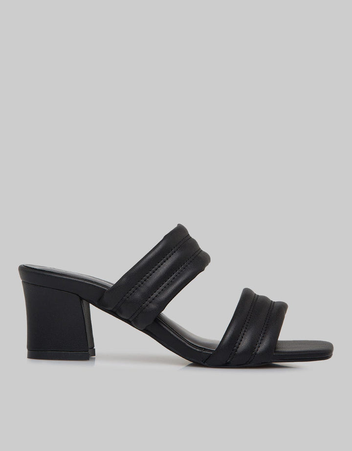 Yongki Komaladi Wekkend Double Stitching Strap Sandal