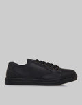 Yongki Komaladi Flat Shoes