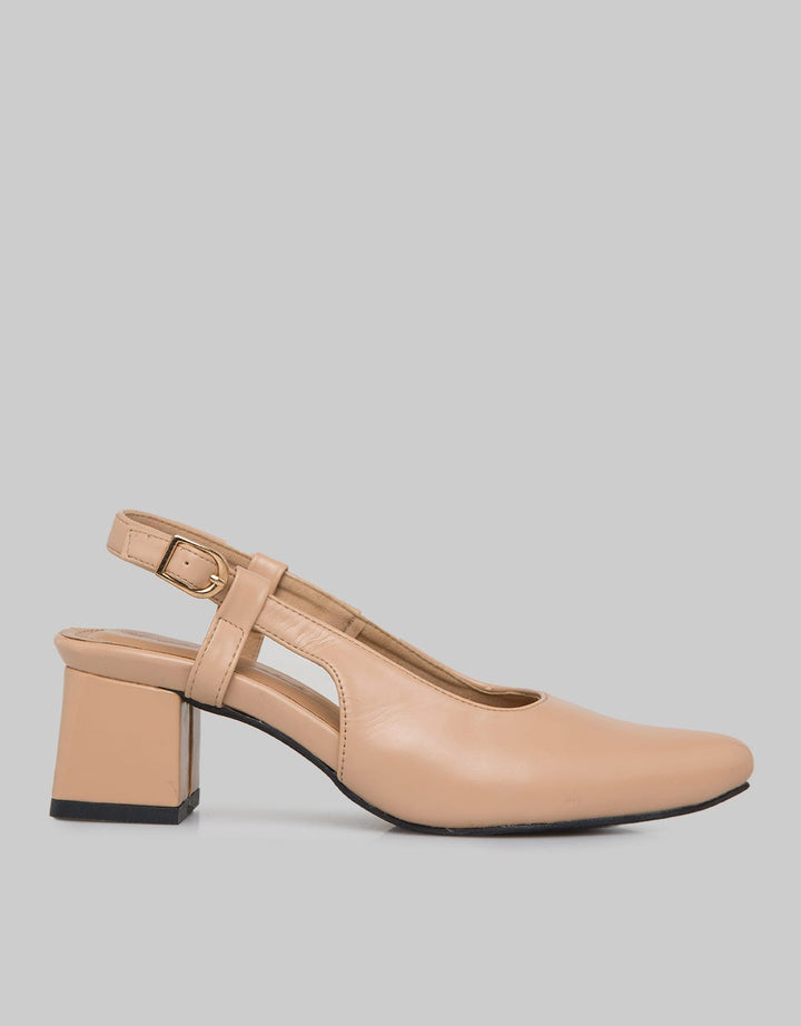 Yongki Komaladi Sandal Bustong