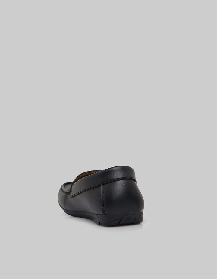Yongki Komaladi Sepatu Muccasin