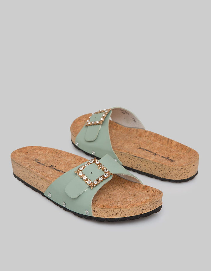 Yongki Komaladi Sandal