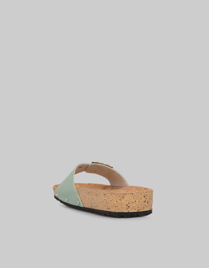 Yongki Komaladi Sandal