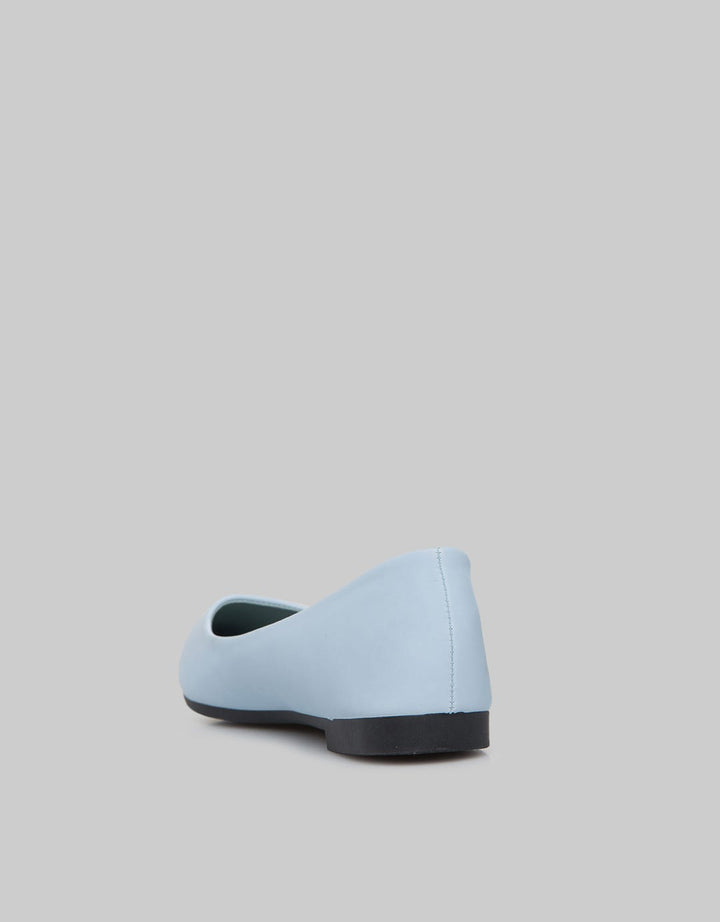Yongki Komaladi Stitching Insole Flat Shoes