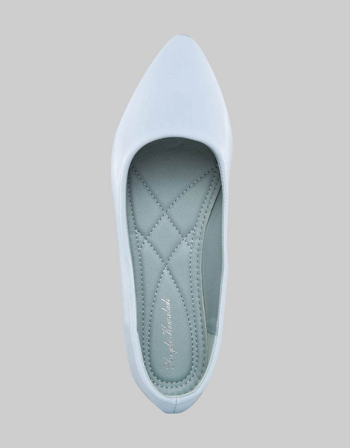 Yongki Komaladi Stitching Insole Flat Shoes