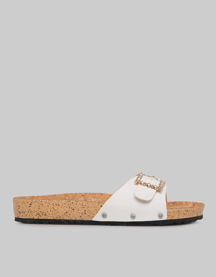 Yongki Komaladi Sandal