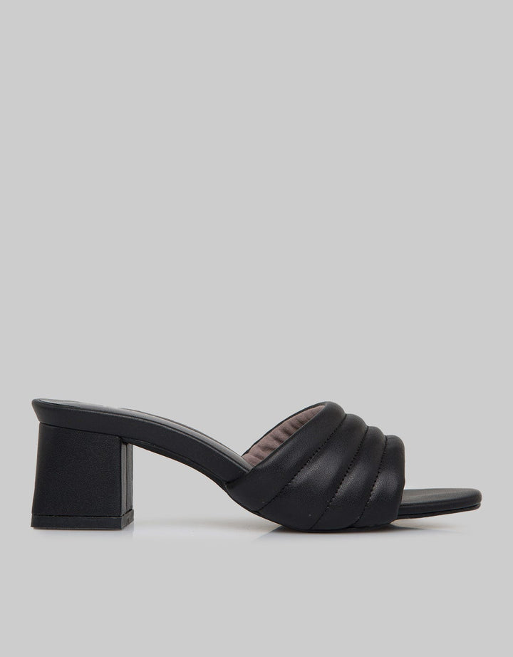 Yongki Komaladi Wekkend Sandal Strap