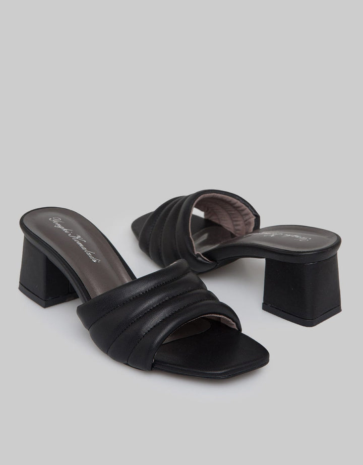 Yongki Komaladi Wekkend Sandal Strap