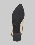 Yongki Komaladi Sandal Bustong