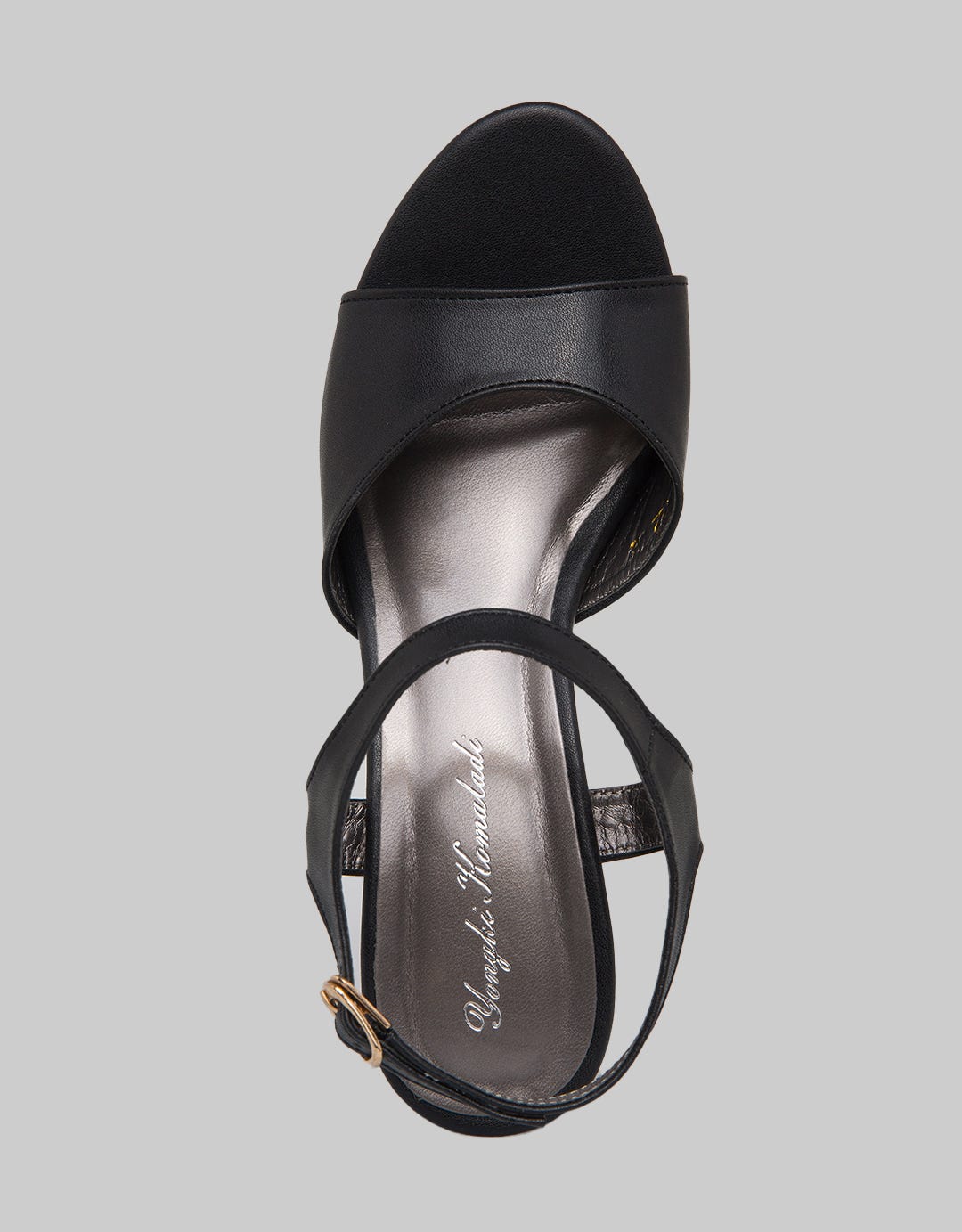 Yongki Komaladi Sandal Flip Flop