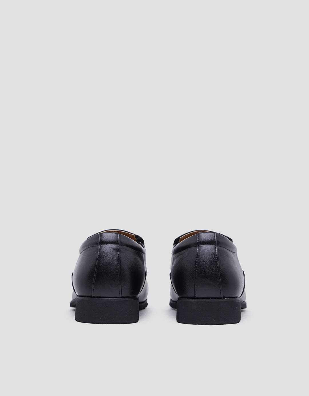 Cole F376 Men's Slip On Loafers