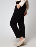 Connexion Tapered Button Celana Panjang Wanita
