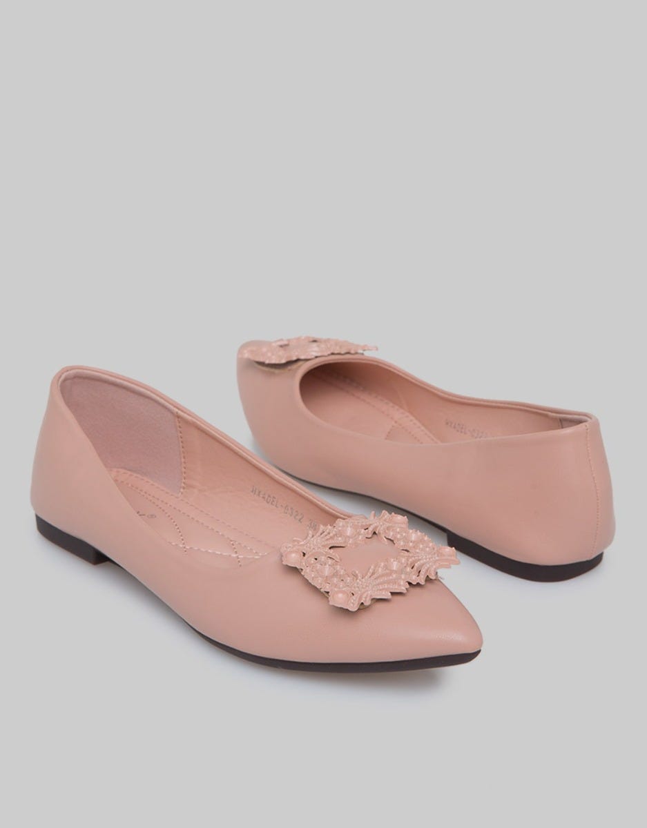 Genny Sepatu Wanita