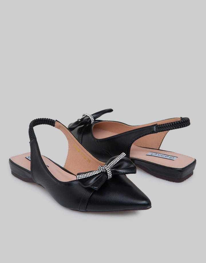 Genny Sepatu Wanita