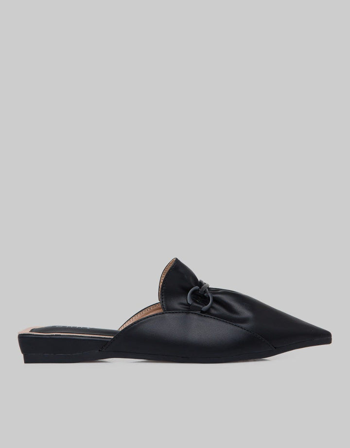 Genny Sepatu Wanita