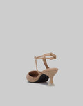 Genny Sepatu Wanita