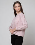 Nevada Typo Print Sweater Wanita