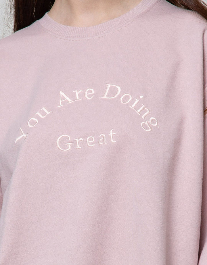 Nevada Typo Print Sweater Wanita