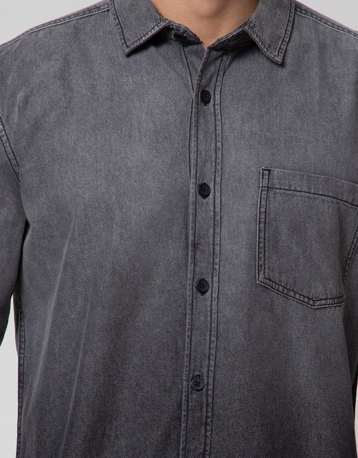 Nevada Ombre Denim Kemeja Pria