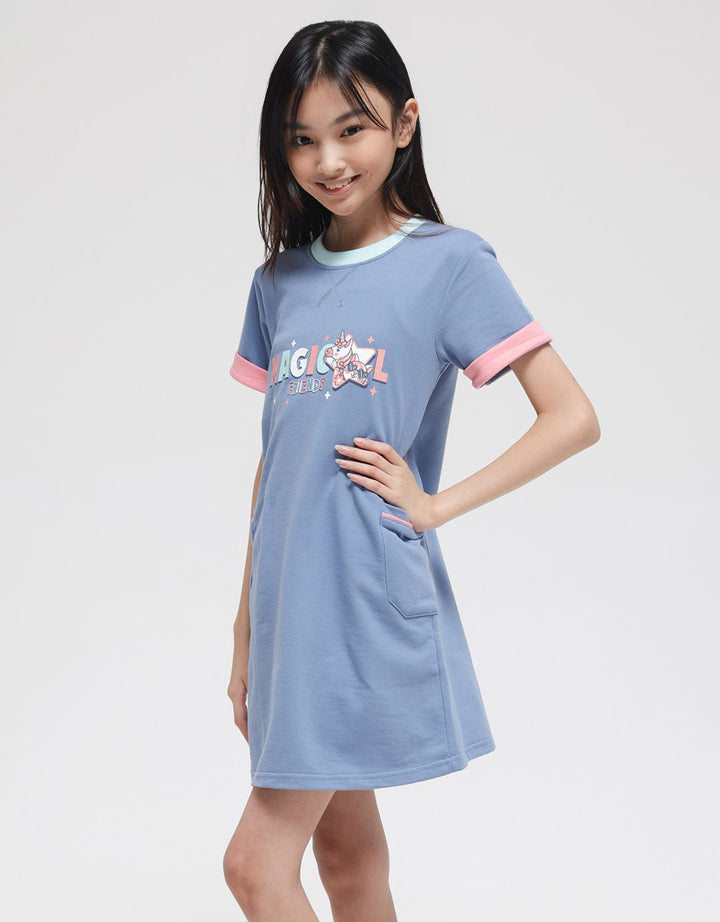 Aero Short Sleeve Midi Dress Magical Friends