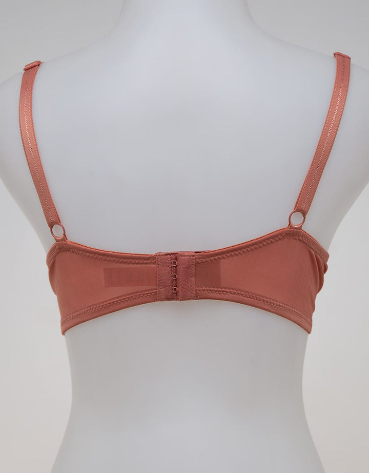 St.Yves Push Up Regular Bra Wire Lace Creme Brule