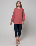 Expand Edythe Blouse Wanita