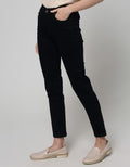 Expand Yara Celana Jeans