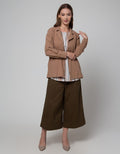 Expand Kellie One Set Blouse