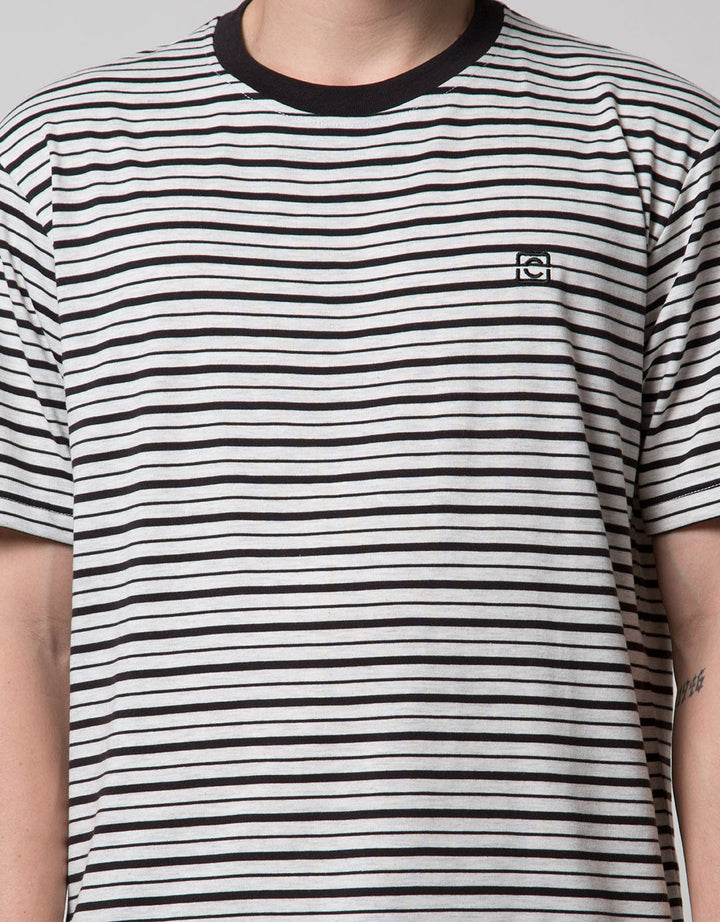 Cole Short Sleeve T-Shirt In Small Stripes