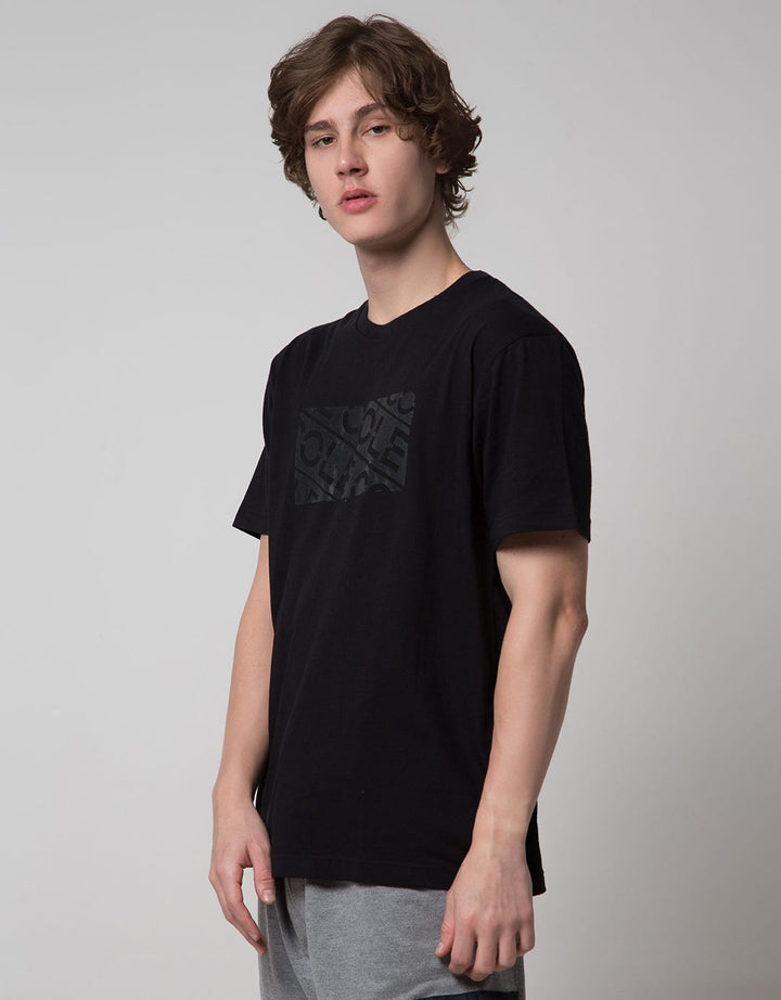 Cole Chip Printed Kaos Pria
