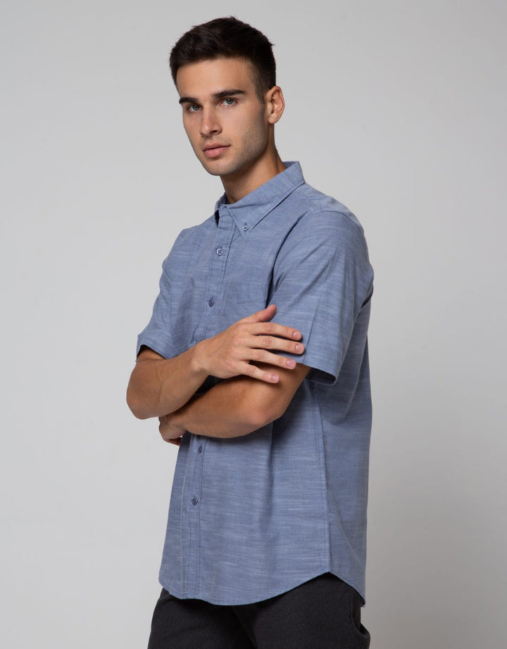 Cole Chambray Kemeja Woven Pria