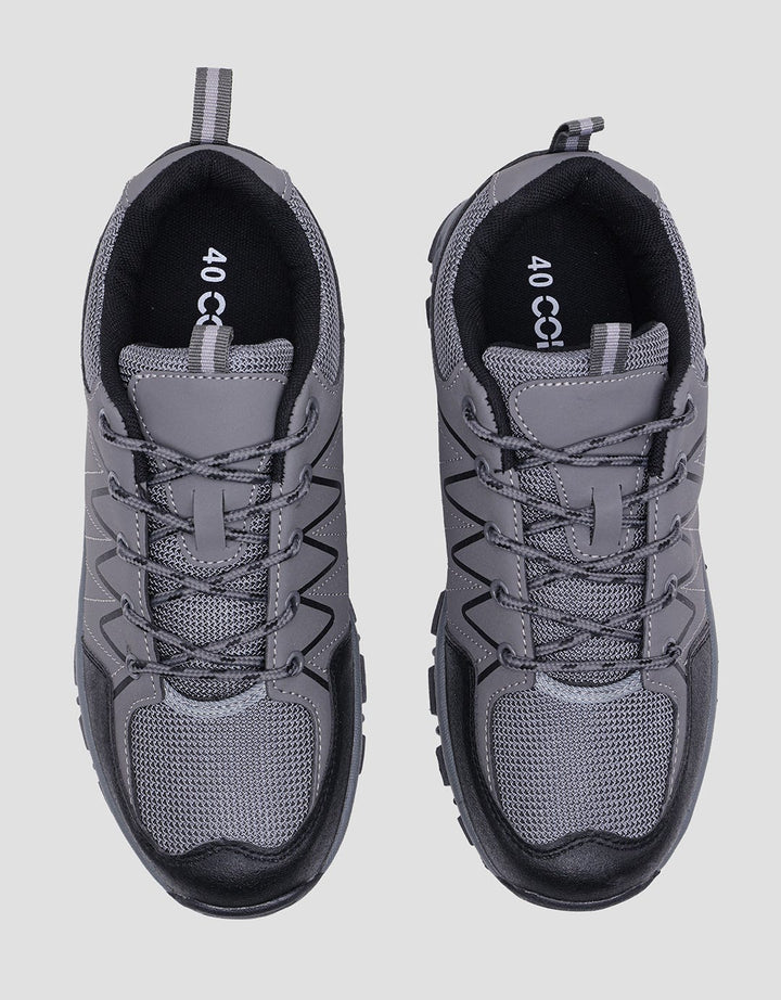 Cole Spcl01 Sepatu Outdoor Pria