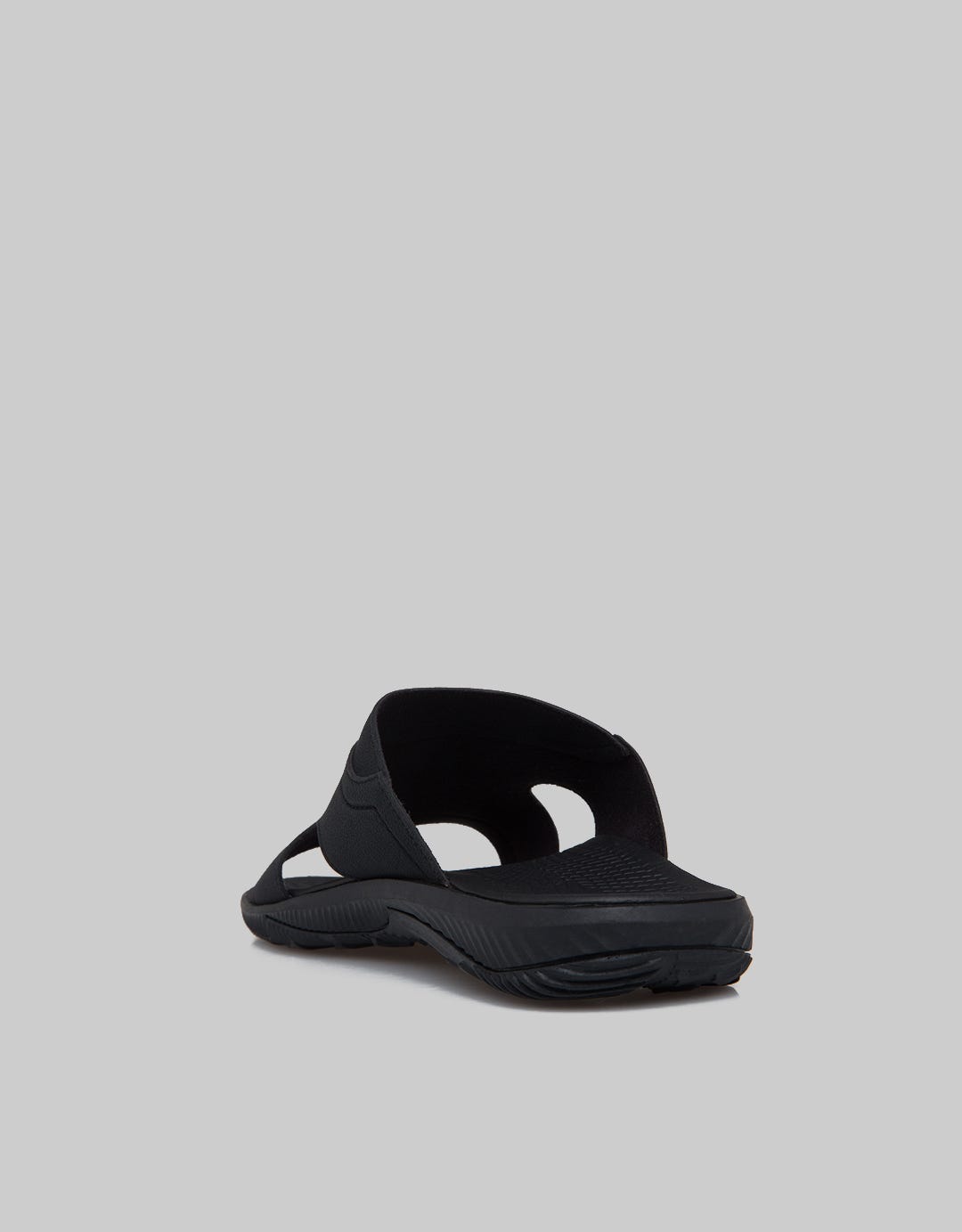 Cole Slipper Big Ban Sandal Pria