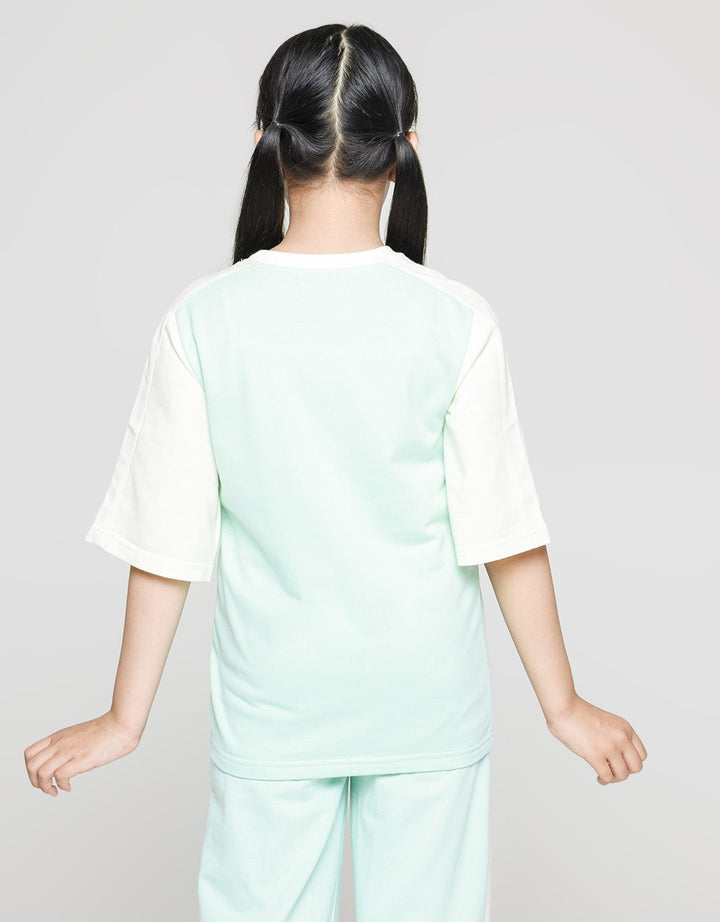 Nevada Cut Sewn Enjoy Print Girls T-Shirt
