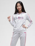 Nevada Emrbo Patch Love Sweater Anak Perempuan