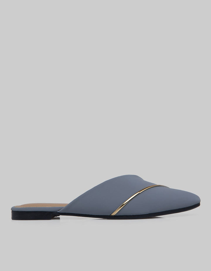 MULE SANDALS WOMEN A