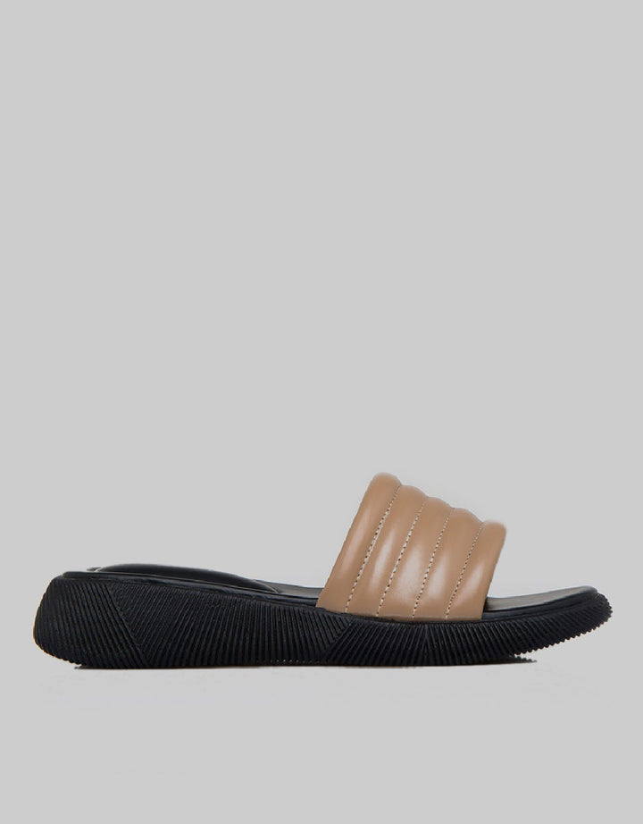 Nevada Slip On Women Puff