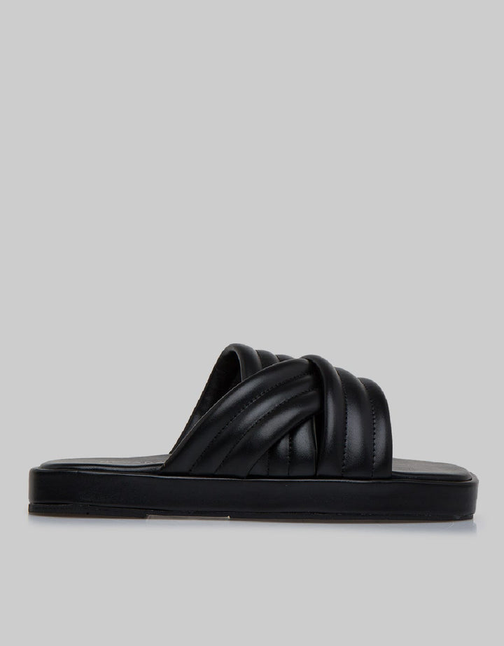 Nevada Quilted Cross Sandal Wanita