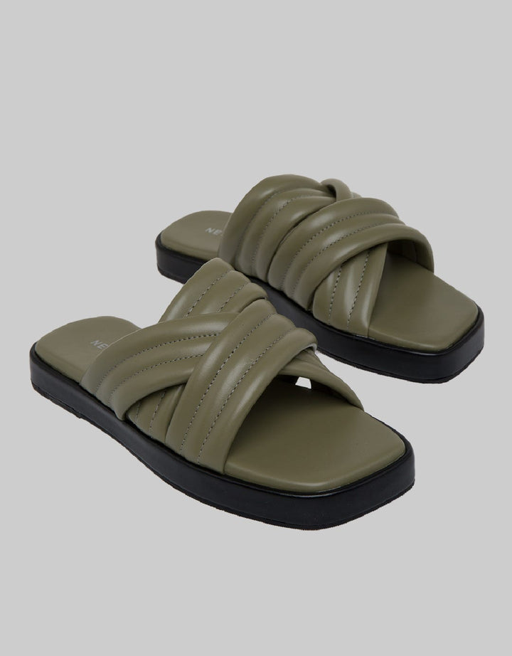 Nevada Quilted Cross Sandal Wanita